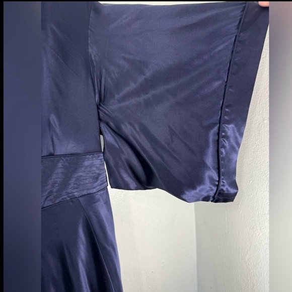 100% Silk Banana Republic-Navy Blue Y2K Kimono style maxi dress in Size 6 - Picture 6 of 9